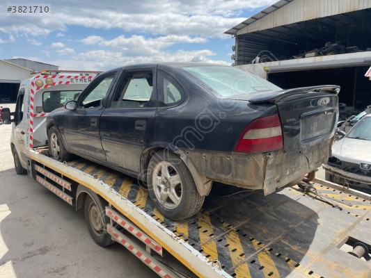 OPEL VECTRA B SOL ARKA KAPI ÇIKMA ORJİNAL