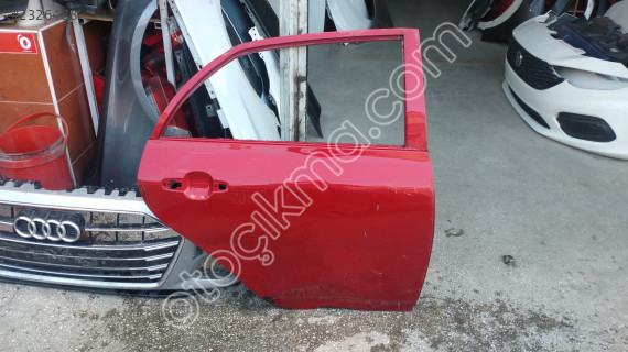2008 COROLLA SAĞ ARKA KAPI