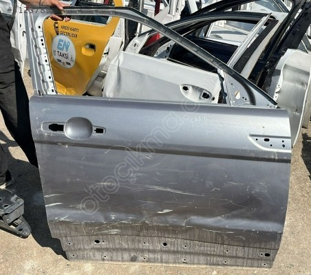 LAND ROVER EVOQE SAĞ ÖN KAPI