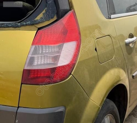 RENAULT SCENİC SAĞ ARKA STOP LAMBASI ÇIKMA