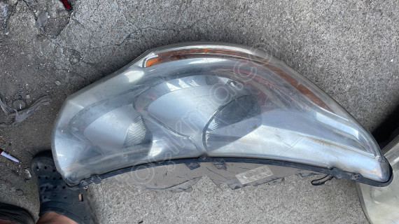 Citroen c4 sağ ön far lambası orijinal