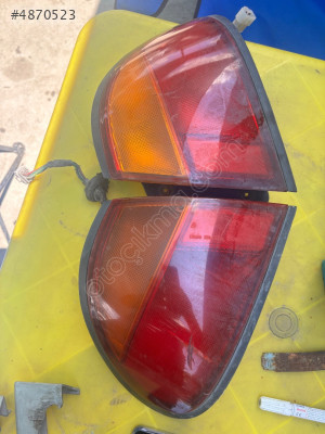 Mazda 323 Sağ Arka Stop