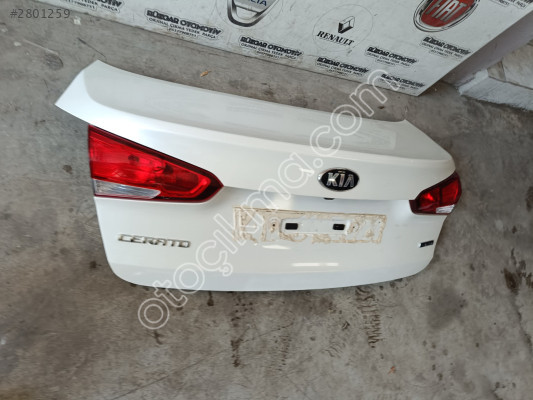 Kia Cerato arka bagaj kapağı