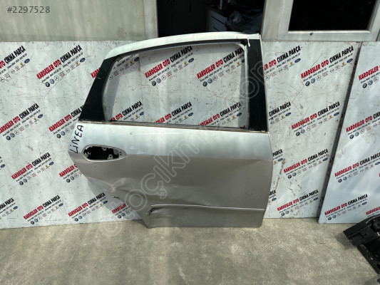 Fiat Linea sağ arka kapı ( Hasarlı)