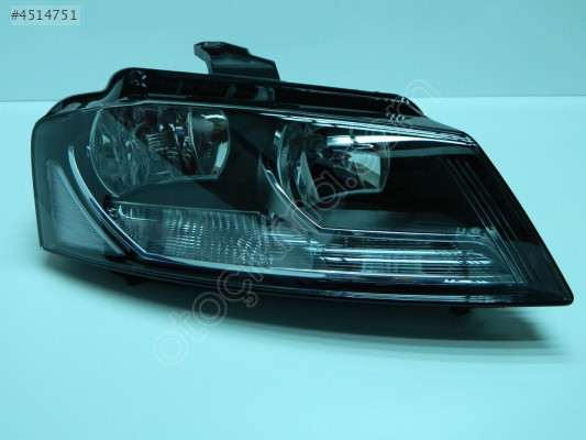 AUDI FAR SAĞ (XENONSUZ)  A3 09-13 8P0941004BB