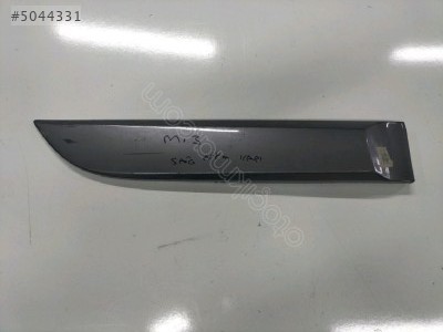 04372 RENAULT MEGANE 3 SAĞ ARKA KAPI ÇITASI