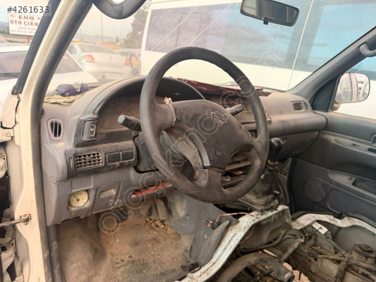 Nissan vanetta direksiyon simidi