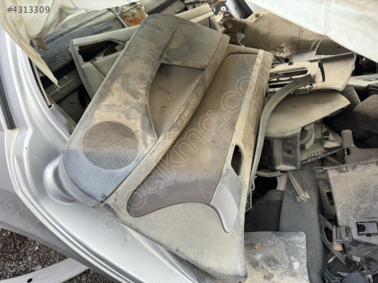 PEUGEOT 407 KAPI DÖŞEMESİ ORJİNAL ÇIKMA TEMİZ
