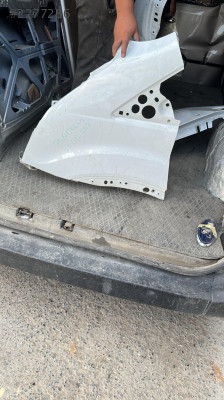 FORD TRANSİT SOL ÖN ÇAMURLUK ORJİNAL ÇIKMA