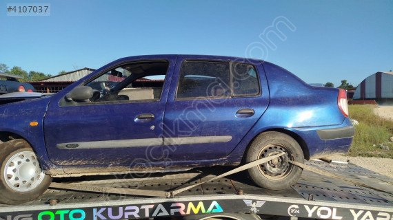 Clio 2 sol arka çamurluk