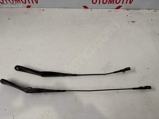 FORD FOCUS 2 ÖN SİLECEK KOLLARI
