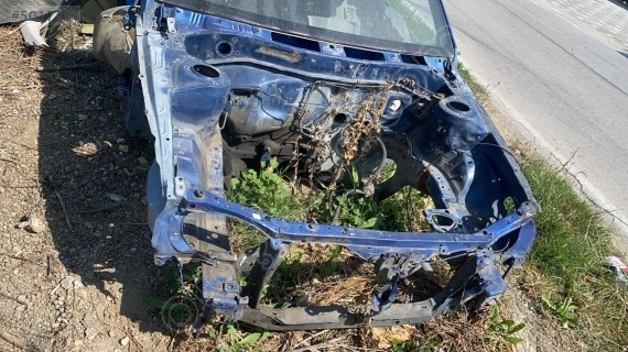 TOYOTA TERRA ÖN ÇEYREK