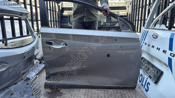 Hyundai bayon sağ ön kapı