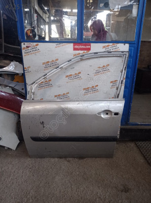 Renault Scenic 2 Çıkma Sol Ön Kapı Boş 2003-2009