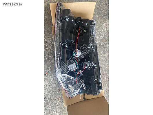 Mitsubishi L200 2019-2023 stop lambası
