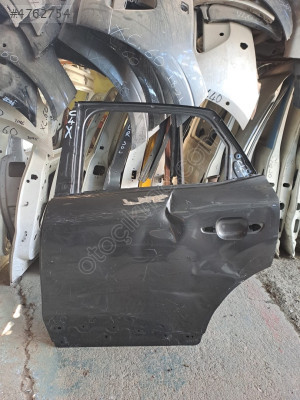 Citroen c4x sol arka kapı (hasarlı ürün)