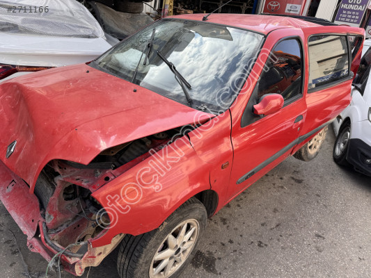 Renault Clio Çıkma Sol Ön Kapı