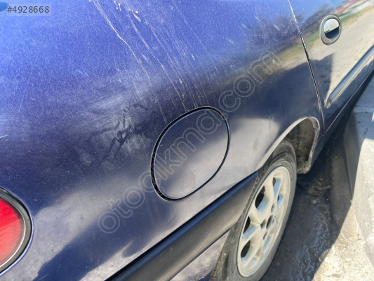 Renault Laguna 1 dış depo kapagı