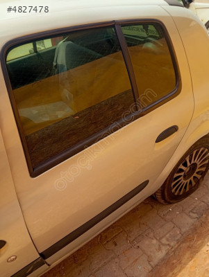 Renault Clio 2 sol arka kapı