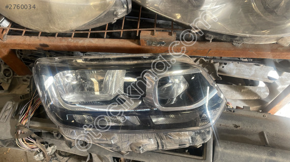 Citroen Berlingo sağ ön far lambası