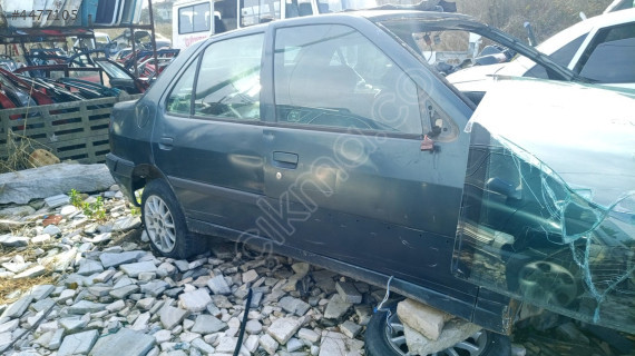 Peugeot 306 sag kapılar