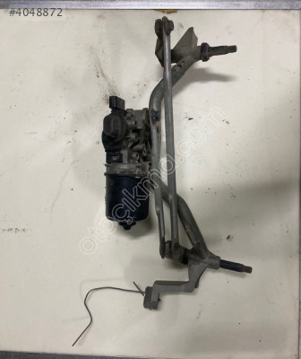 Renault Clio 4 silecek motoru
