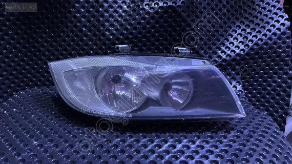 BMW 3 SERİSİ E90 SAĞ FAR