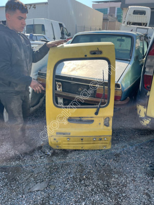 Renault Kangoo bagaj kapağı