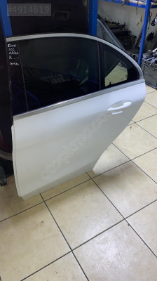 MERCEDES E200 SOL ARKA KAPI