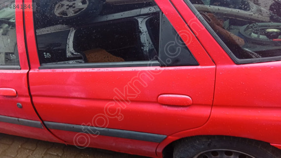 FORD ESCORT SOL ARKA KAPI ÇIKMA PARÇA KUL OTODA