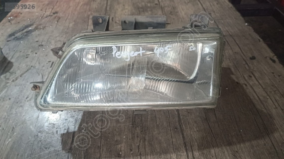 Peugeot 405 sol ön far çıkma