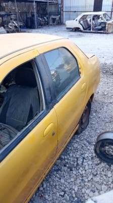 Fiat Albea sol arka kapı