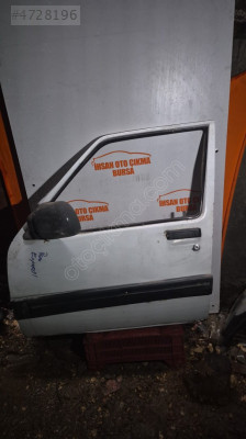 Renault express sol ön kapı orijinal beyaz sökme