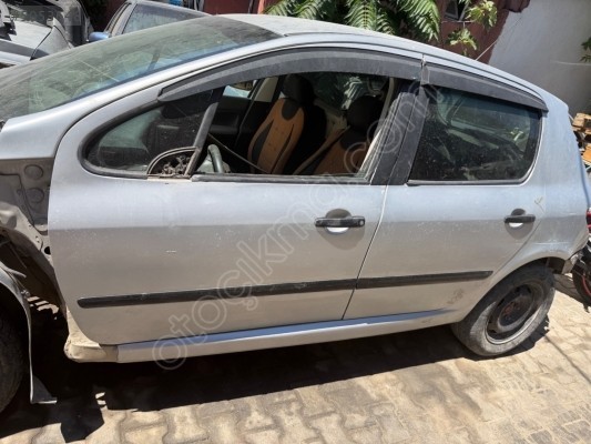 Peugeot 307 sol arka kapı