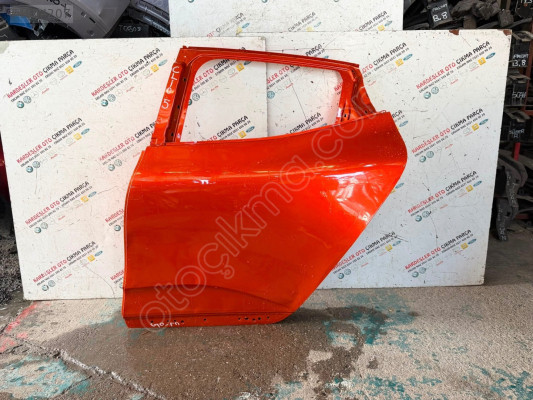 Renault Clio 5 çıkma sol arka kapı (az kusurlu)
