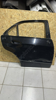 MERCEDES E W212 KAPI SAĞ ARKA