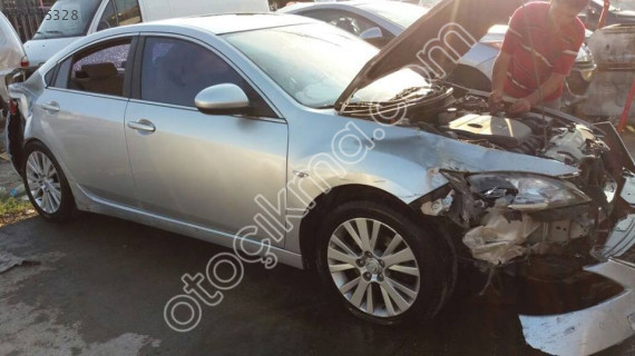 MAZDA 6[ ÇELİK JANT,ÇAMURLUK FAR]