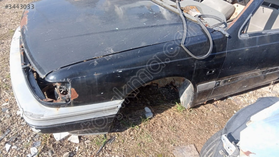 Mazda 929 sol çamurluk yedek parça