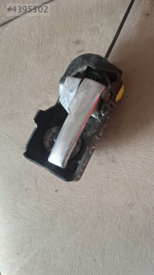 FORD MONDEO SAĞ ARKA KAPI İÇ AÇMA KOLU