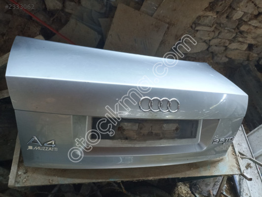 Audi a4 çıkma bagaj kapağı
