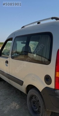 RENAULT KANGOO CAMLAR ÇIKMA