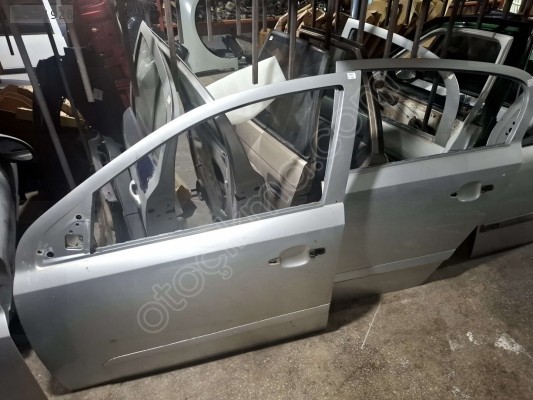 ÖZMEN OPEL ASTRA H ÇIKMA SOL ÖN ARKA KAPI
