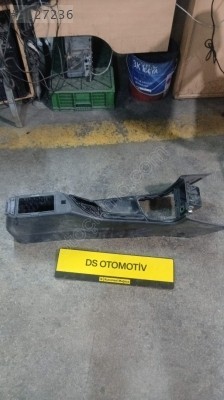 1996-1999 FORD MONDEO ORTA KONSOL
