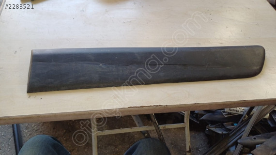 2004-2008 Renault Kango 2 sol arka kapı bandı