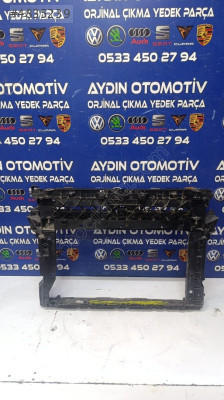 SEAT ATECA 2019-2024 ÖN PANEL OEM 575805588N