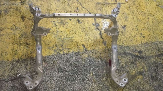 AUDİ A4 A5 TRAVERS 8K0399315