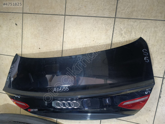 AUDİ S5 BAGAJ KAPAĞI