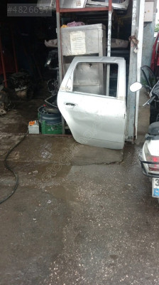 Dacia duster sağ arka kapı