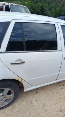 2005 skoda fabia sag arka kapı