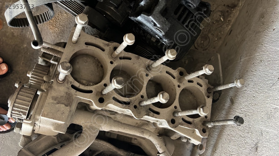 1.2 punto yarım motor